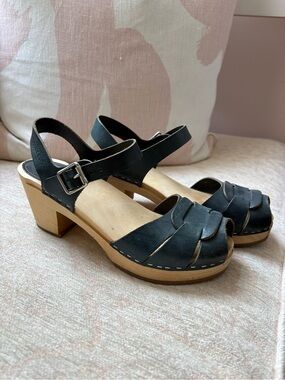 Swedish Hasbeens Navy Leather Open-Toe Clog Sandals with Ankle Buckle
